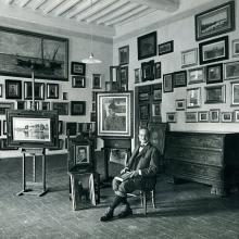 Il Conte Vincenzo Giustiniani al centro della sua famosa collezione di pittori Macchiaioli